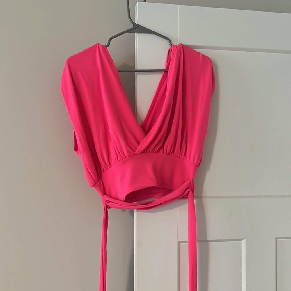 Express crop top - Picture 2 of 3